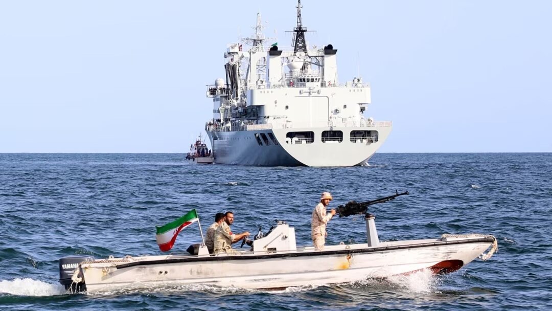 تنگه هرمز