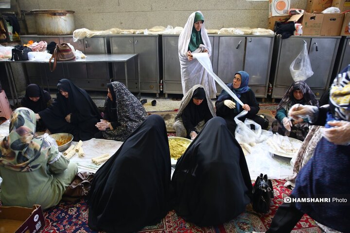بازدید شهردار منطقه ۵ و سخنگوی شهرداری تهران از ساختمانهای آسیب دیده