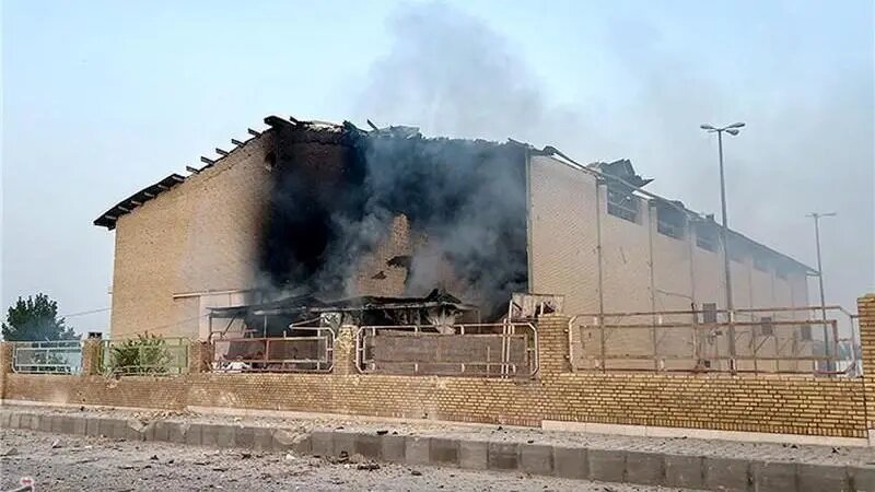 روایت تکاندهنده از جنایت در بازی والیبال دختران در لامرد؛ توئیت خبرنگار مطرح آمریکایی | جنگ آمریکا و اسرائیل علیه ایران یک «فرصت طلایی» است