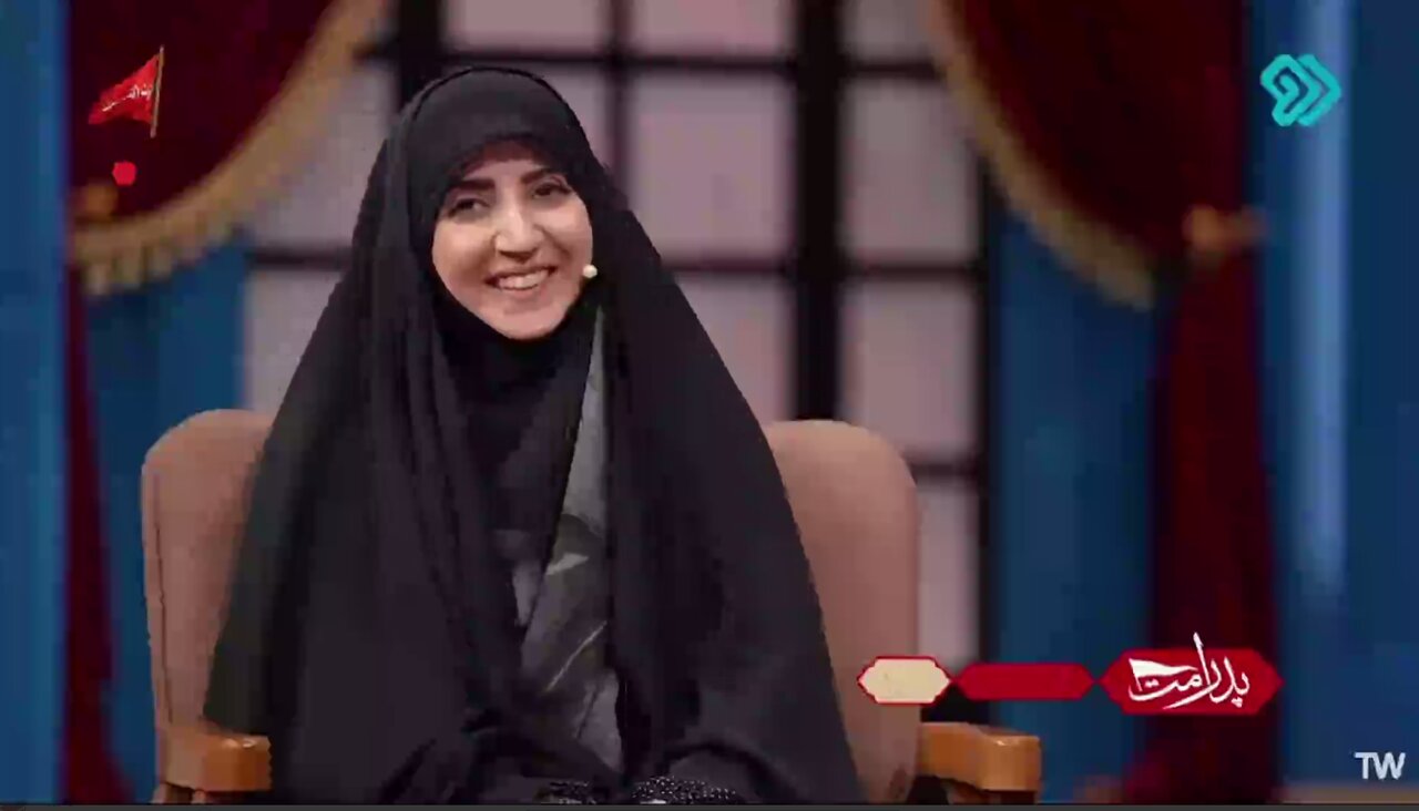 این تهمت باعث افتخار خانم مجری معروف شد + ویدئو | کم من فِئَهٍ غَلَبَتْ فِئَهٍ کثیرهً&#۸۲۳۰; توصیه رهبر شهید انقلاب به مجری جوان