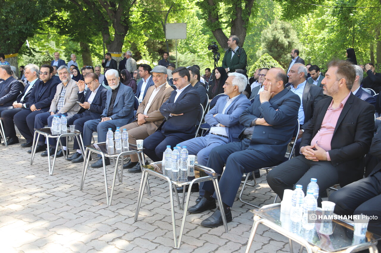 روایت سبز از فداکاری؛ یادمان ۲۷ شهید سپیدپوش با کاشت ۲۷ نهال در بوستان لاله