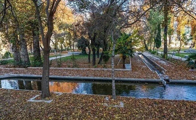 جزئیات خسارت میراث فرهنگی در لرستان در جنگ تحمیلی سوم + تصاویر قبل و بعد | آسیب به بناهای تاریخی در قلعه فلک‌الافلاک