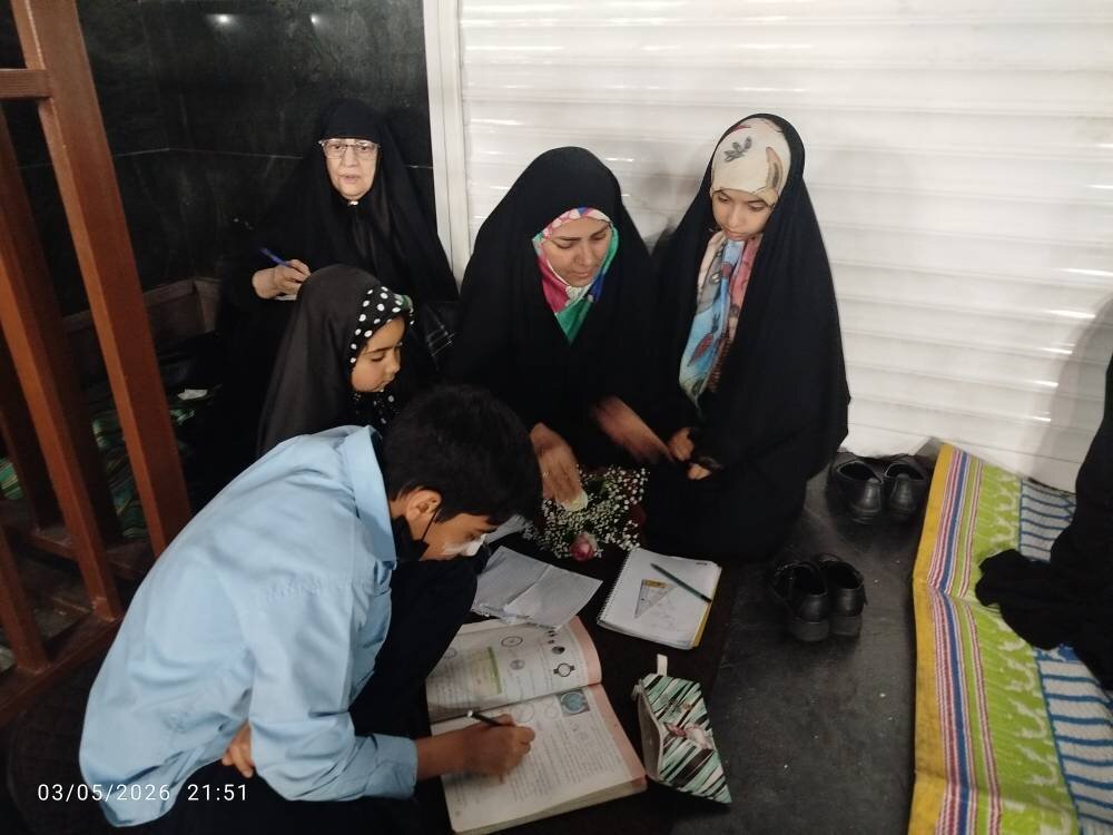 رفع اشکال در موکب | معلمها در تجمعات شبانه هم دست از کار نکشیدند