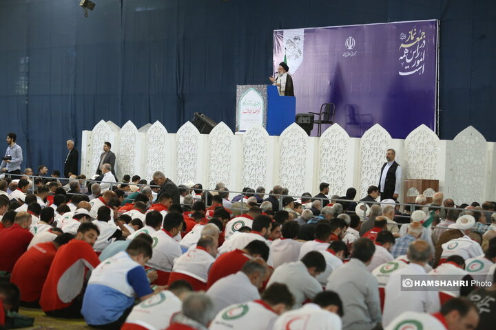 نماز جمعه تهران به امامت سید احمد خاتمی اقامه شد