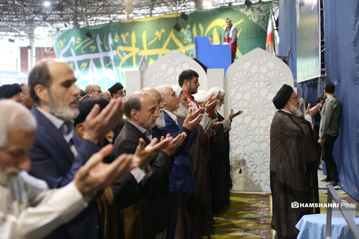 نماز جمعه تهران به امامت سید احمد خاتمی اقامه شد