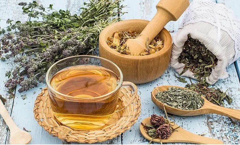 اگر زخم معده امانتان را بریده، مصرف این ۱۱ دمنوش دردتان را تسکین میدهد