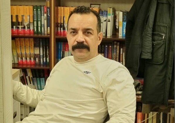 فرزام شیرزادی