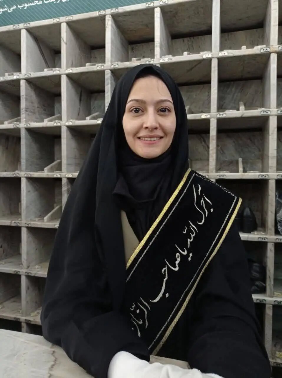 استایل کاملا متفاوت بازیگر زن «پوست شیر» در لباس خادمی