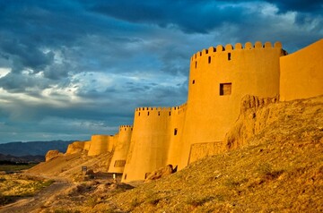 ارگ بلقیس؛ سفر به دل تاریخ زنده اما پنهان اسفراین