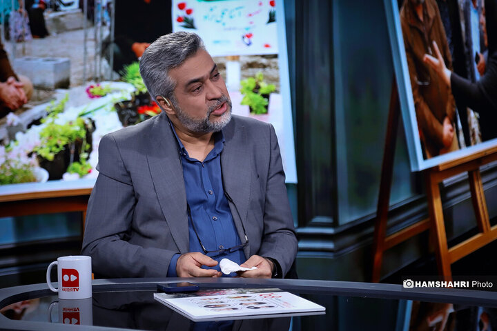 تقدیر تلویزیون همشهری از رییس روابط عمومی وزارت بهداشت