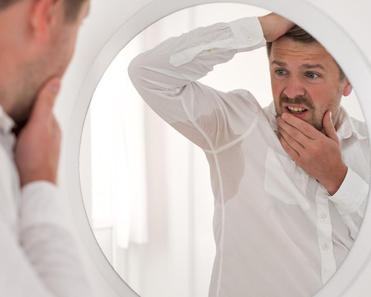 چگونه لکه زرد عرق را از زیر بغل لباس ها پاک کنیم؟