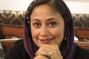 چهره‌هایی که برای وداع با پیکر خانم بازیگر آمدند | رضا کیانیان: او مثل دخترم بود