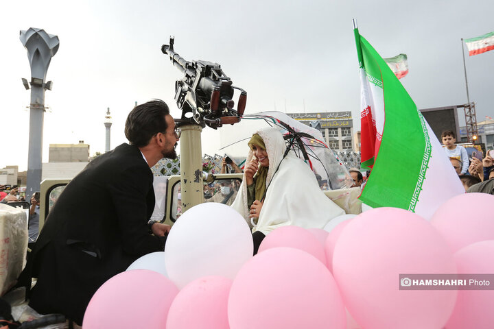 مراسم جشن پیوند ۱۱۰ زوج جان فدا در میدان آیینی امام حسین (ع)