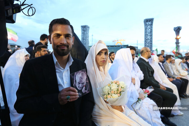 مراسم جشن پیوند ۱۱۰ زوج جان فدا در میدان آیینی امام حسین (ع)