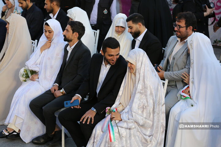 مراسم جشن پیوند ۱۱۰ زوج جان فدا در میدان آیینی امام حسین (ع)