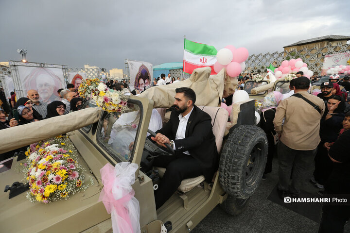 مراسم جشن پیوند ۱۱۰ زوج جان فدا در میدان آیینی امام حسین (ع)