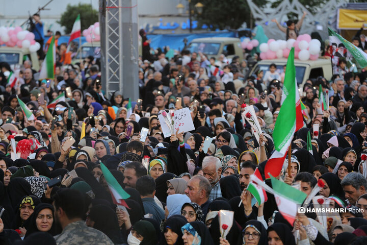 مراسم جشن پیوند ۱۱۰ زوج جان فدا در میدان آیینی امام حسین (ع)