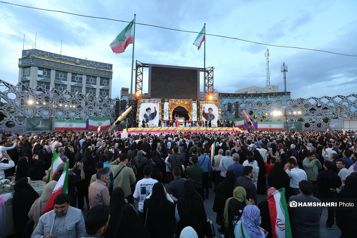 مراسم جشن پیوند ۱۱۰ زوج جان فدا در میدان آیینی امام حسین (ع)