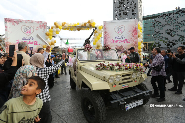 مراسم جشن پیوند ۱۱۰ زوج جان فدا در میدان آیینی امام حسین (ع)