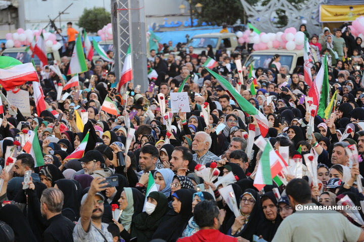 مراسم جشن پیوند ۱۱۰ زوج جان فدا در میدان آیینی امام حسین (ع)