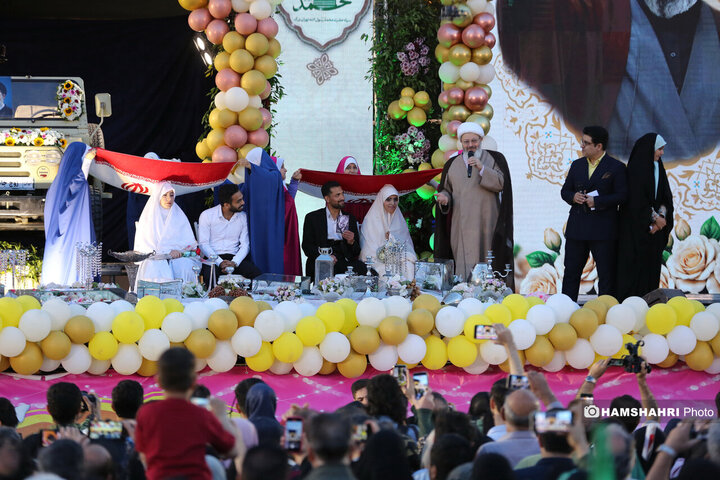 مراسم جشن پیوند ۱۱۰ زوج جان فدا در میدان آیینی امام حسین (ع)