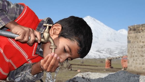 آبرسانی به ۳۱ هزار نفر در روستاهای لرستان | آبرسانی به ۶۹ روستای لرستان انجام شد + اینفوگرافیک