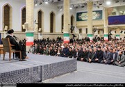 بازنشر تصاویری از رهبر شهید در مراسم بزرگداشت شهید رئیسی و شهدای پرواز اردیبهشت | ویدئو