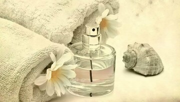 اگر همیشه در انتخاب ادکلن مشکل داری، اینجا کلیک کن | این رایحه‌ها برای آدم‌های استرسی انتخاب بهتری است