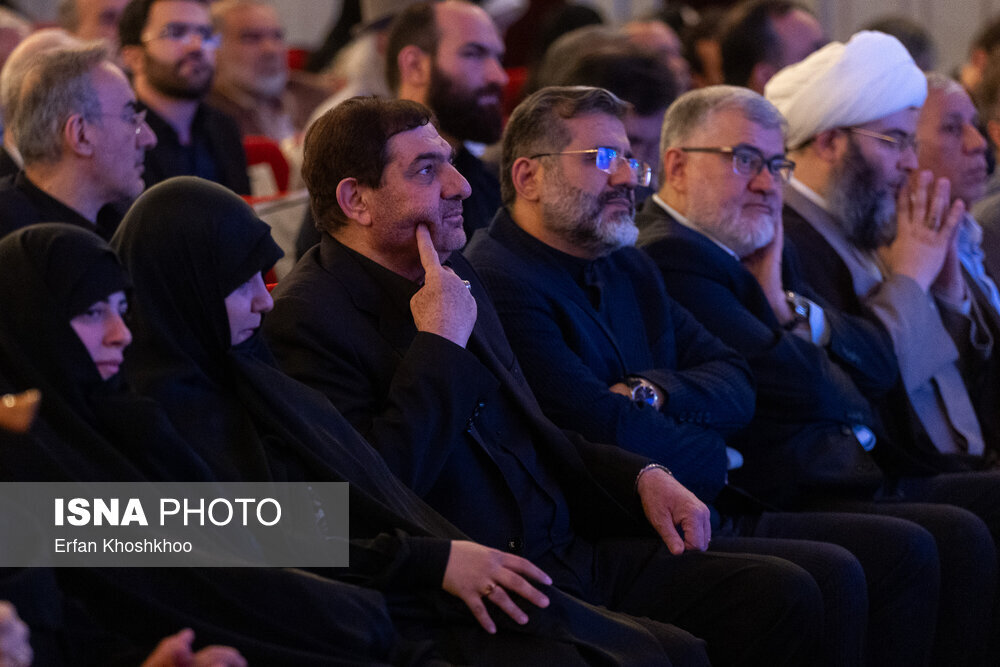 دو سال گذشت؛ حضور خانواده رئیس‌جمهور شهید در مراسم بزرگداشت | تصاویر