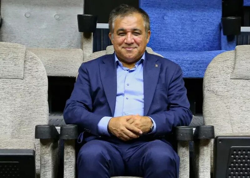 تاجرنیا