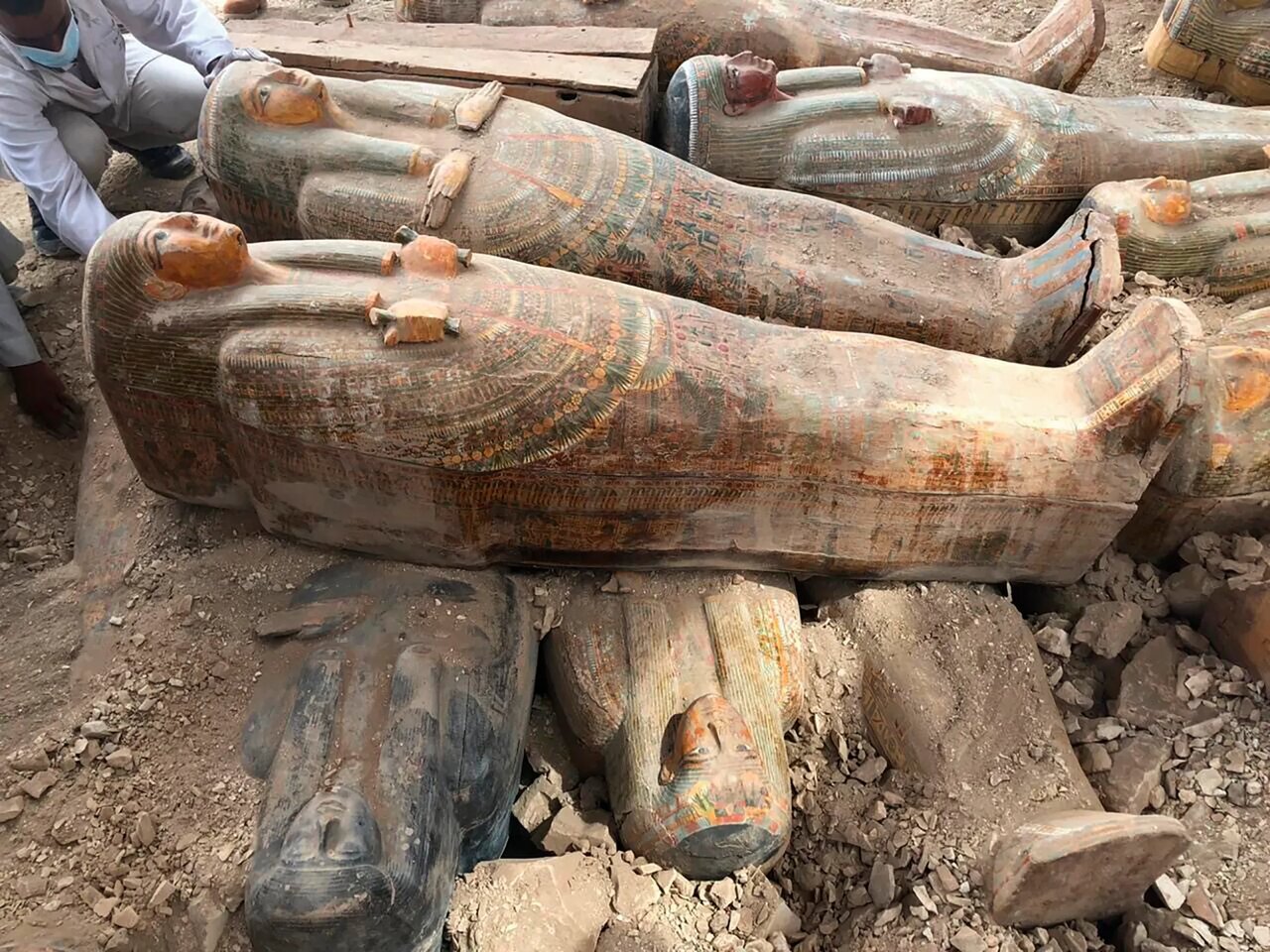 کشف مقبره کاهن تطهیر آمون و ۱۰ تابوت مرموز از  تاریخ مصر
