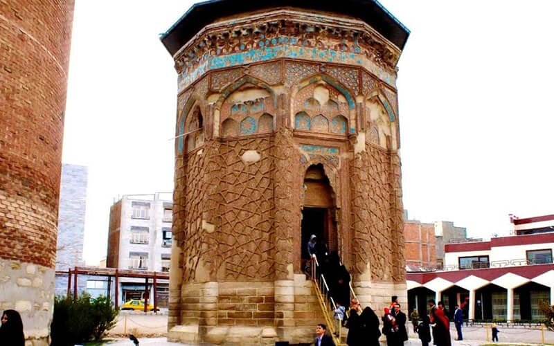 &nbsp;جزئیات خسارت میراث فرهنگی در آذربایجان شرقی در جنگ تحمیلی سوم + تصاویر قبل و بعد&nbsp;
