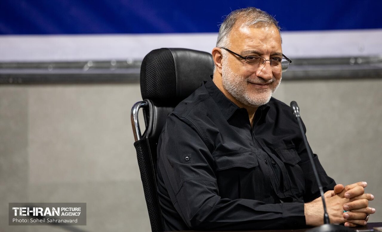 دکتر زاکانی. جدید. کتاب. مترو.