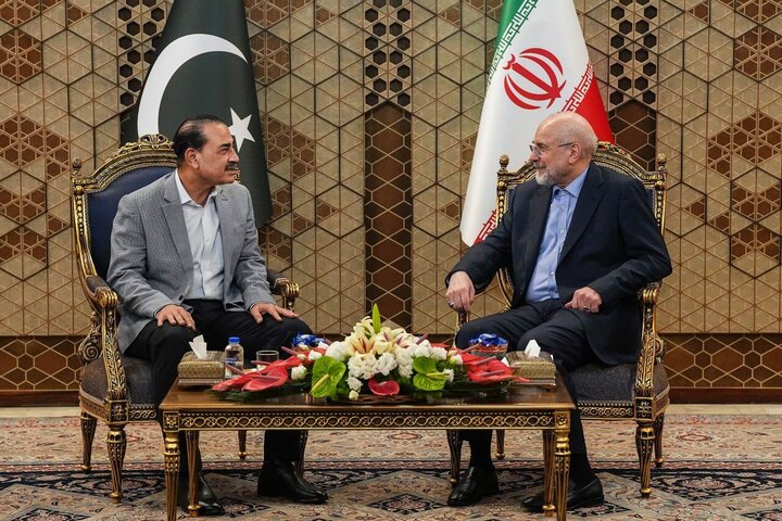 قالیباف: از حقوق ملت عدول نمی‌کنیم | عاصم منیر: ایران توسط افراد هوشمند اداره می‌شود