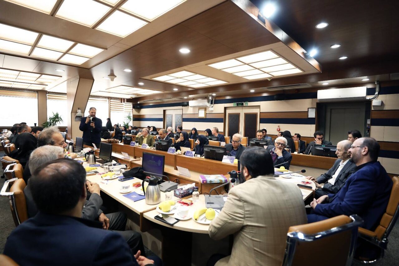 مفاخر علوم ارتباطات و رسانه صاحب خانه شدند