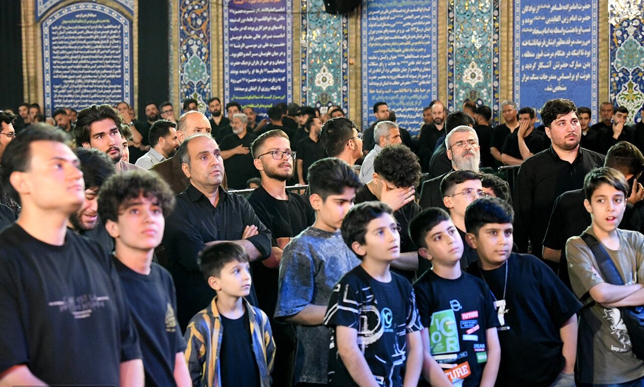 باشد از این سفیر به آقا سلام‌ها/ قاب‌هایی از مراسم مسلمیه در شهرری و برخی میادین شهر