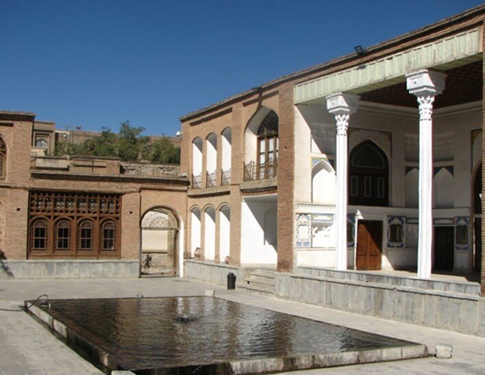 جزئیات خسارت میراث فرهنگی در کردستان در جنگ تحمیلی سوم + تصاویر قبل و بعد | آسیب به ۹ بنای تاریخی شاخص و ۴ بنای ثبت ملی شده در سنندج