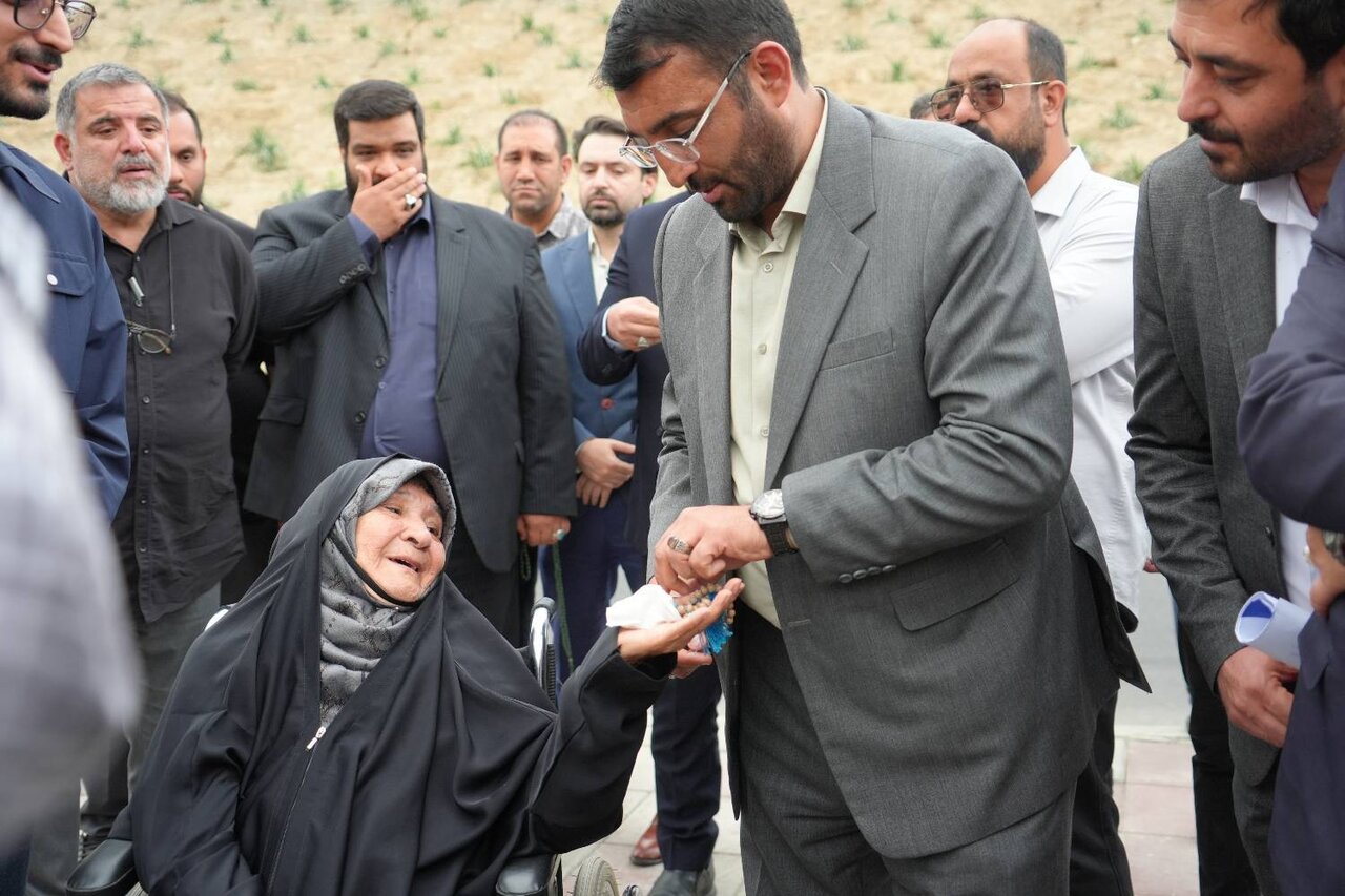 رونمایی از سردیس سردار شهید باقری در بزرگراه یادگار امام
