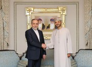 عراقچی: با همتای عمانی درباره مدیریت تنگه هرمز گفتگو کردم