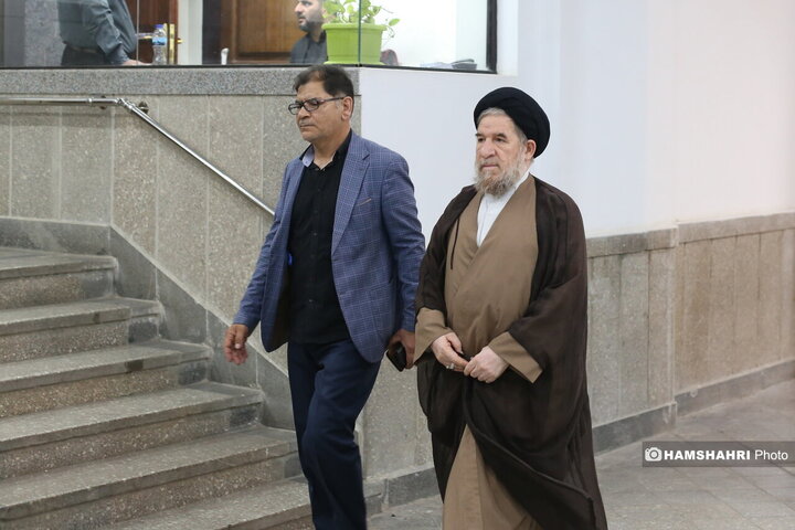 مراسم یادبود شهدای خانواده رهبر انقلاب در حرم عبدالعظیم(ع)