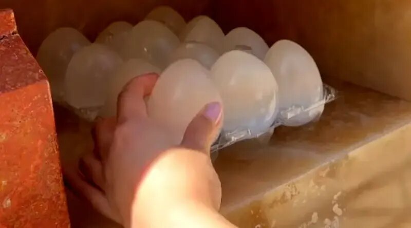 سوپرمارکتی پر از اجناس سنگی؛ از گوشت تا تخم مرغ | عکس