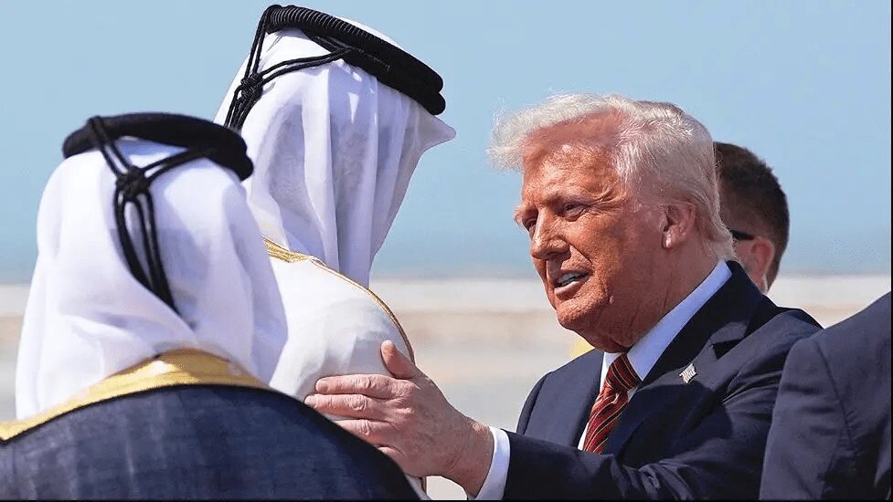 ترامپ - امارات
