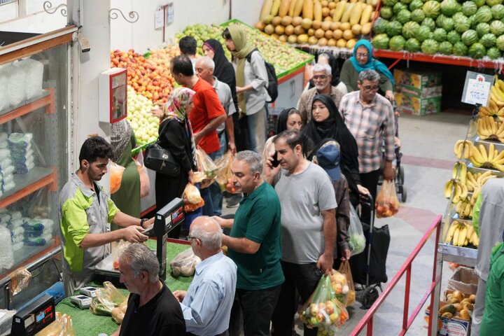 شهرداری تهران کالاهای اساسی را با تخفیف ویژه در میادین عرضه می‌کند