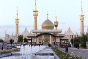 حضور پرشور مردم در حرم امام (ره) | همخوانی با نوای خمینی ای امام + ویدئو