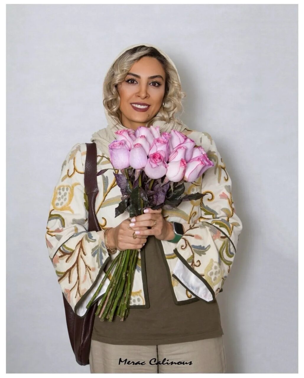 ببینید؛ استایل سنتی حدیثه تهرانی با کت سوزن‌دوزی‌شده + عکس