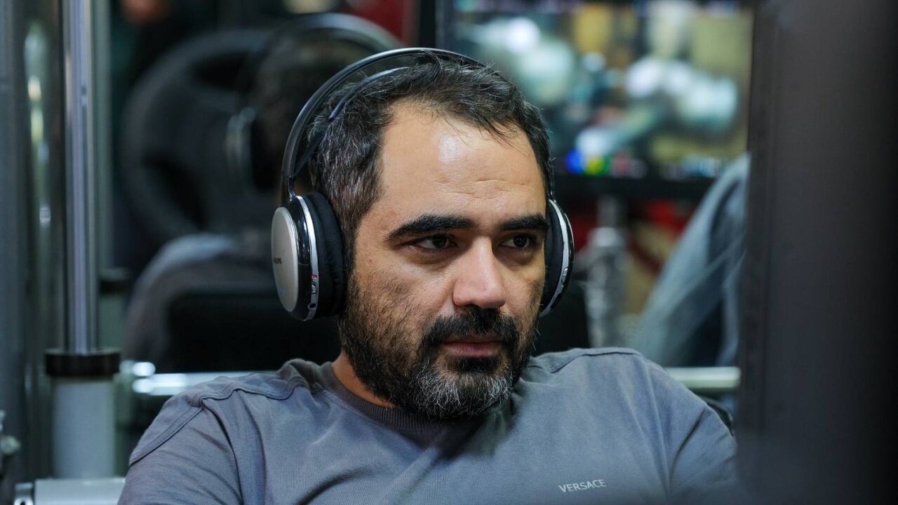 تاریخ روزهای مقاومت ایران باید ثبت شود