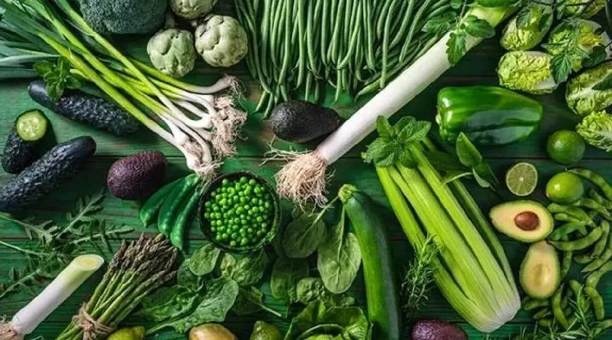 ۶ سبزی پرفیبرتر از سیب که برای گوارش معجزه می‌کنند‍