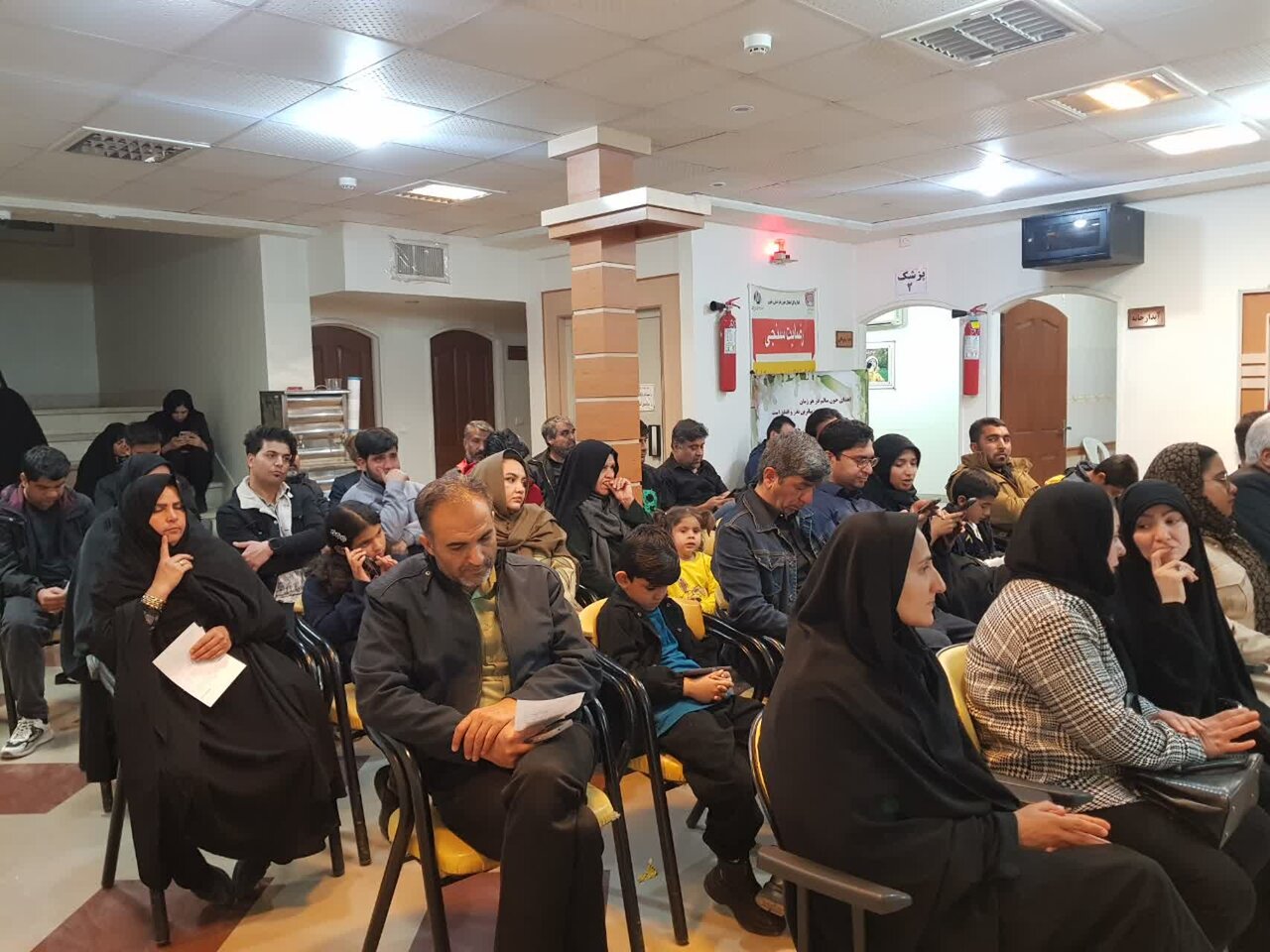 غافلگیری بزرگ انتقال خون در روزهای جنگ | زنان و جوانان رکورد شکستند
