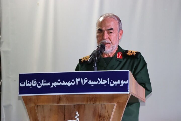 سخنگوی سپاه سلاح برتر ملت ایران را معرفی کرد | تیری که به سنگ خورد