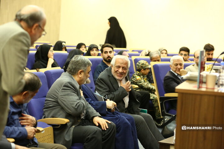 رونمایی از مجله آیه و بزرگداشت حاج علیرضا بکایی